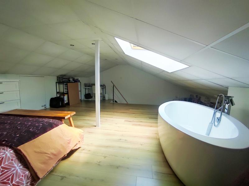 Appartement - 85 m² - 4 pièces