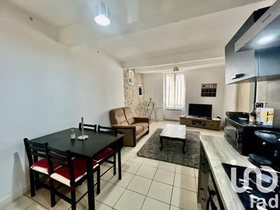 Maison de ville - 60 m² - 4 pièces