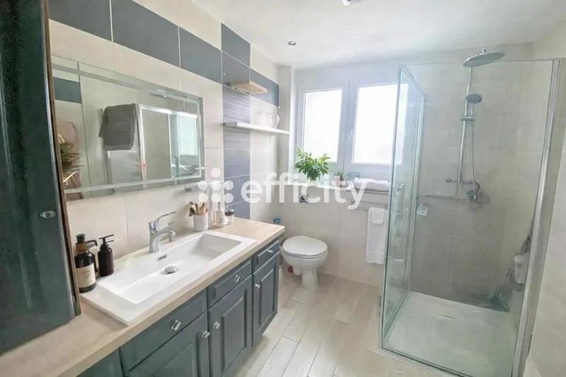 Appartement - 63 m² - 3 pièces