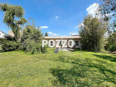 Maison - 2 000 m² - 14 pièces