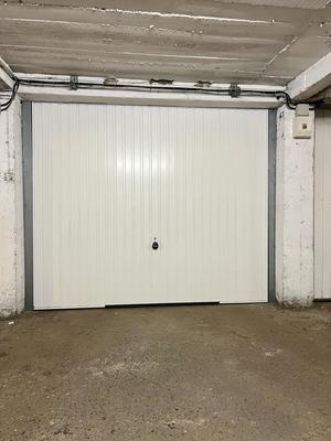 Parking / Garage - 14 m²