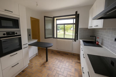 Maison - 137 m² - 5 pièces