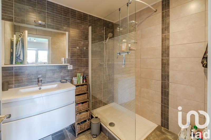 Maison - 186 m² - 7 pièces