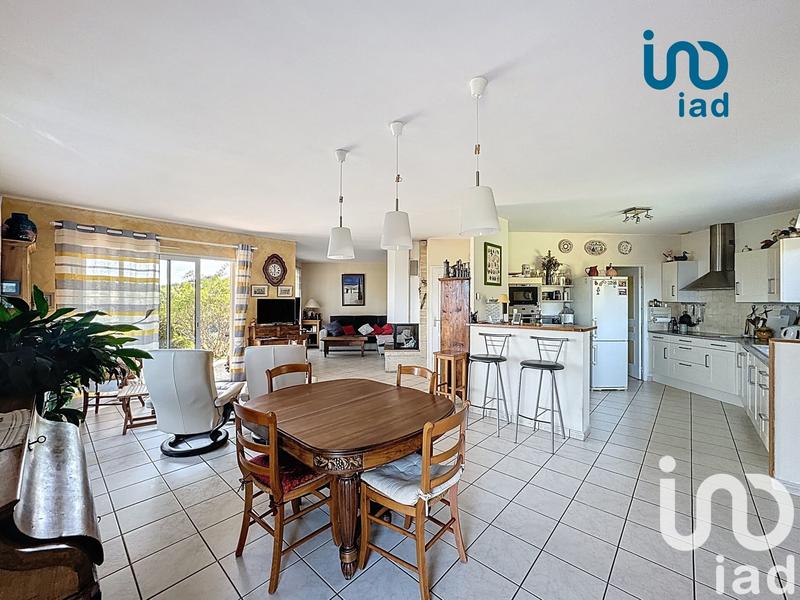 Maison - 95 m² - 3 pièces