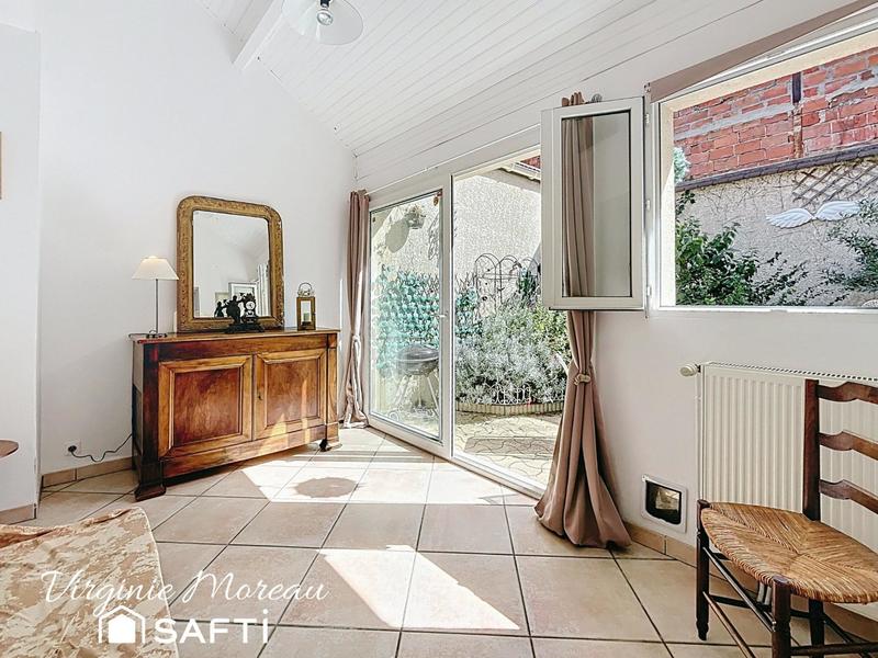 Maison - 96 m² - 6 pièces