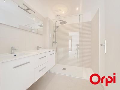 Villa - 136 m² - 5 pièces