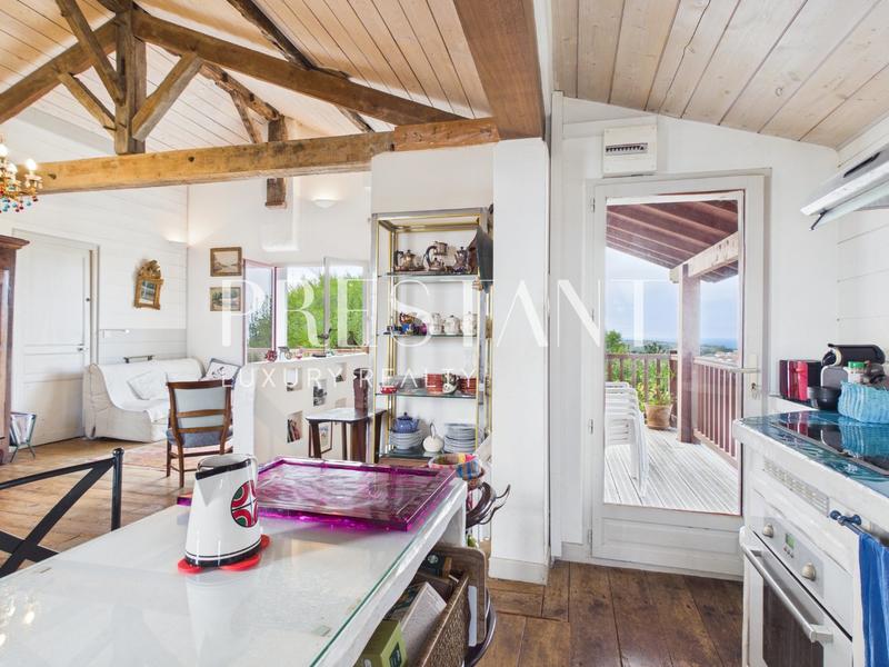 Maison - 106 m² - 5 pièces