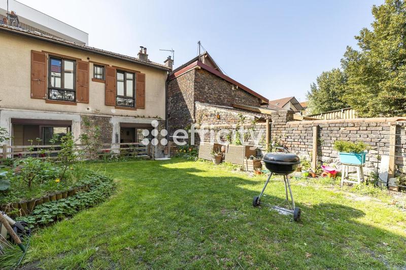 Maison - 87 m² - 4 pièces