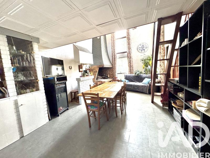 Maison - 97 m² - 5 pièces