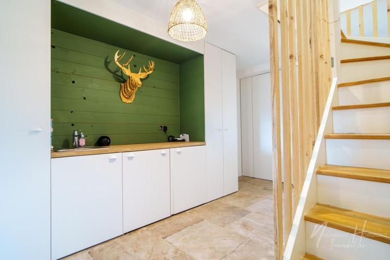 Maison - 182 m² - 7 pièces