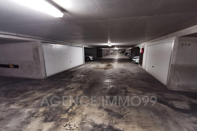 Parking / Garage - 15 m²