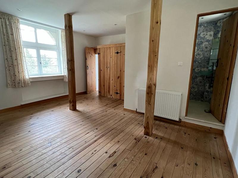 Propriété - 410 m² - 12 pièces