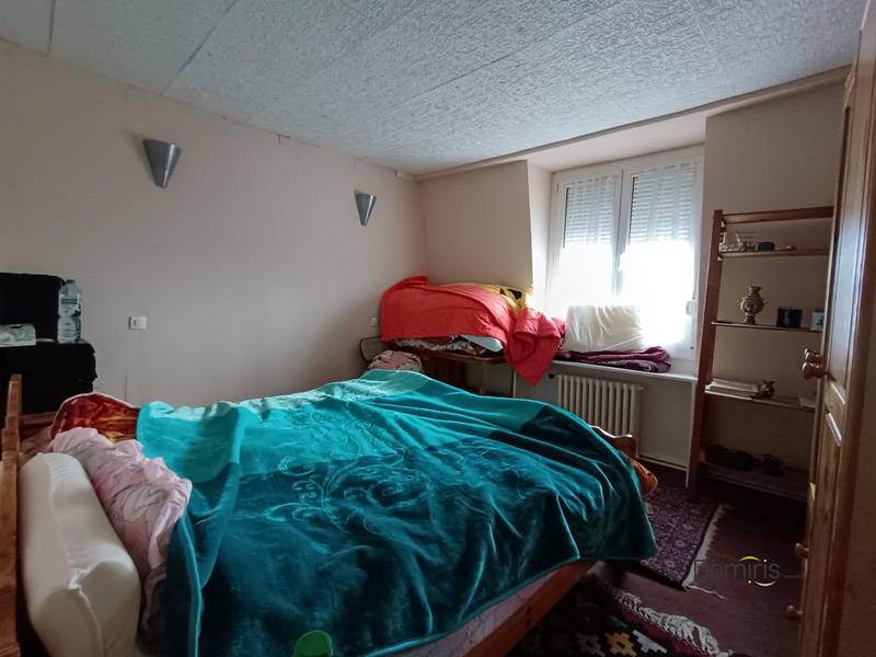 Maison - 180 m² - 6 pièces