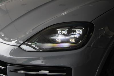 Porsche Cayenne Coupé E-Hybrid 3.0 V6 470 ch