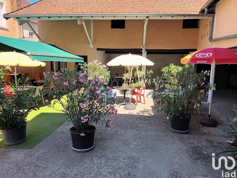 Local commercial - 695 m²