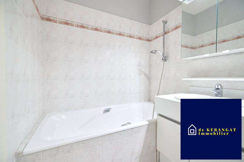 Appartement - 104 m² - 5 pièces