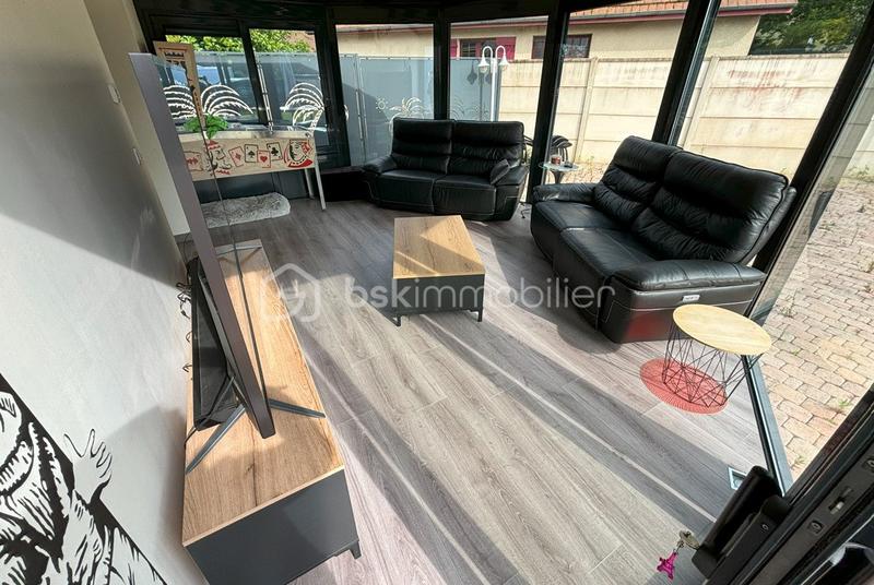 Maison traditionnelle - 168 m² - 6 pièces