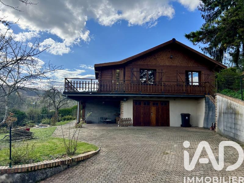 Maison - 143 m² - 5 pièces