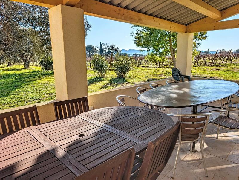 Maison - 274 m² - 9 pièces