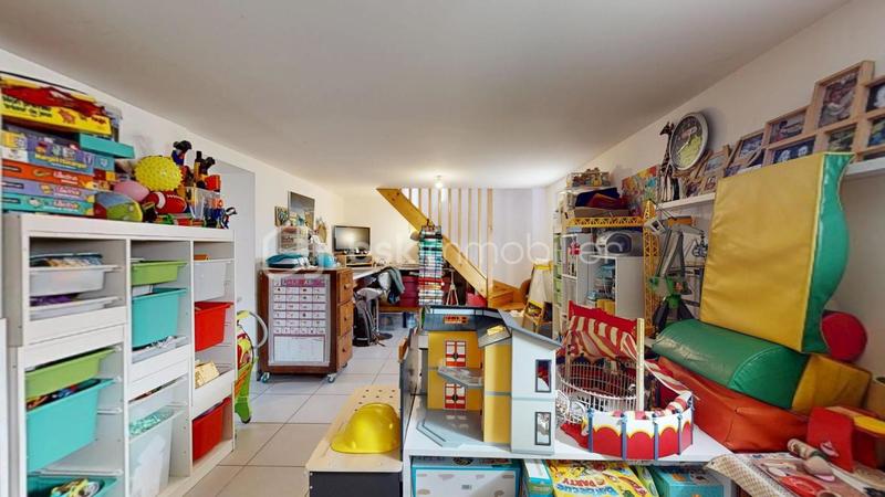 Maison - 122 m² - 5 pièces