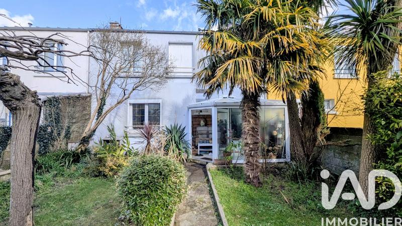 Maison de ville - 95 m² - 5 pièces