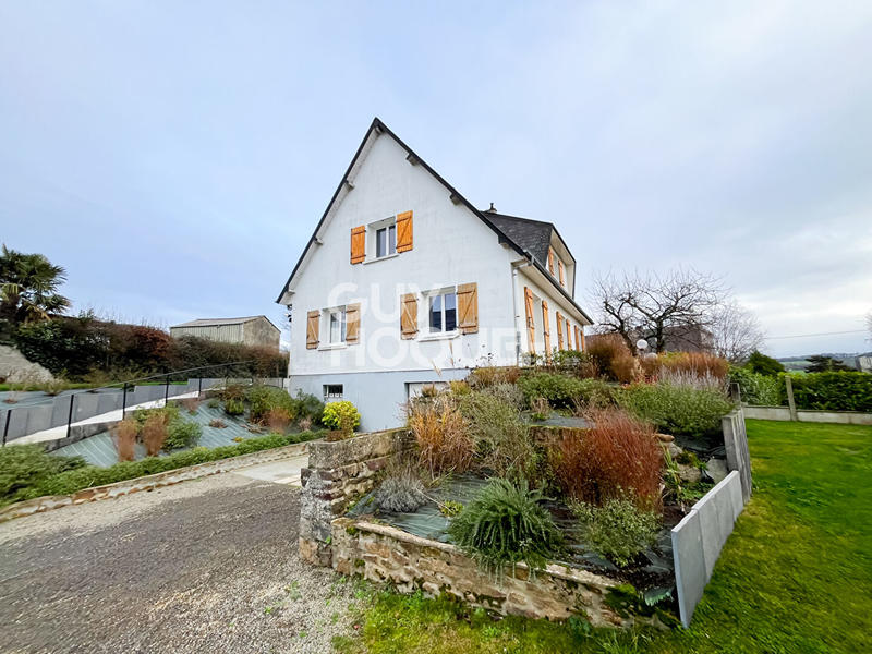 Maison - 140 m² - 7 pièces