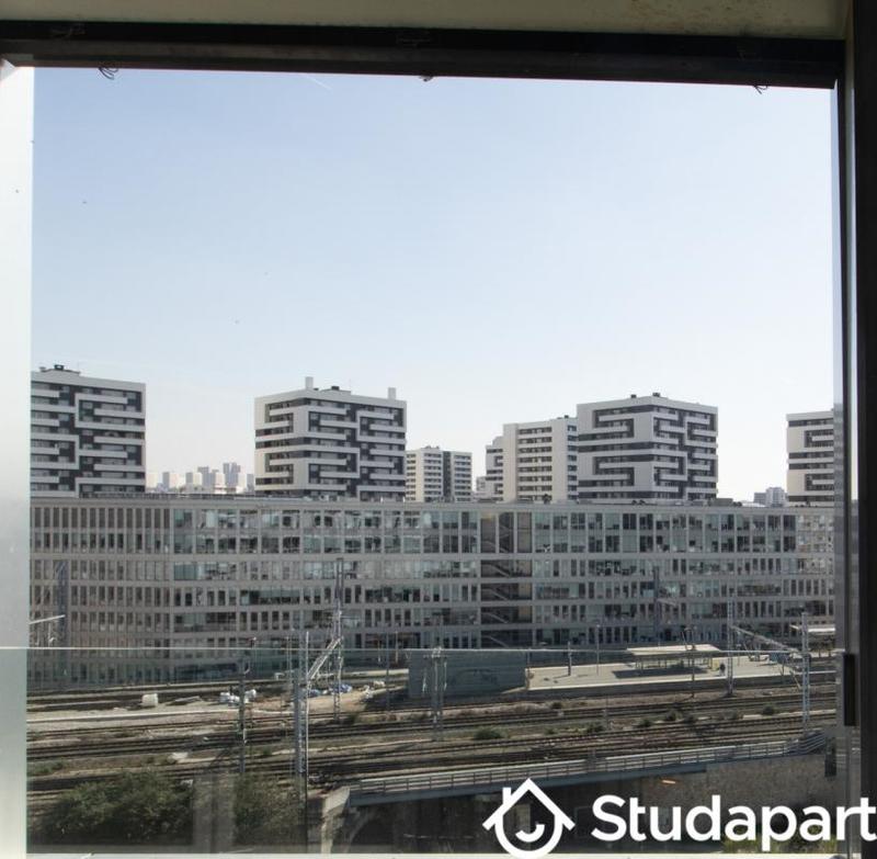 Chambre - 11 m² - 1 pièce