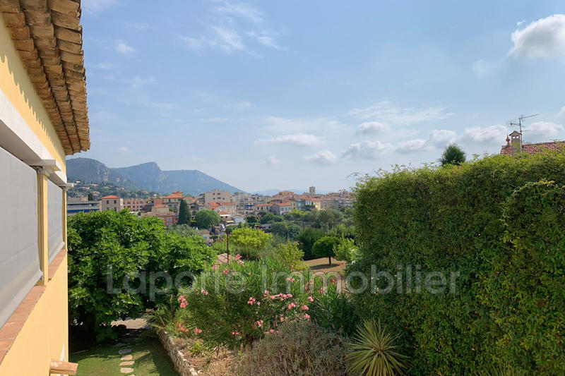 Villa - 187 m² - 6 pièces