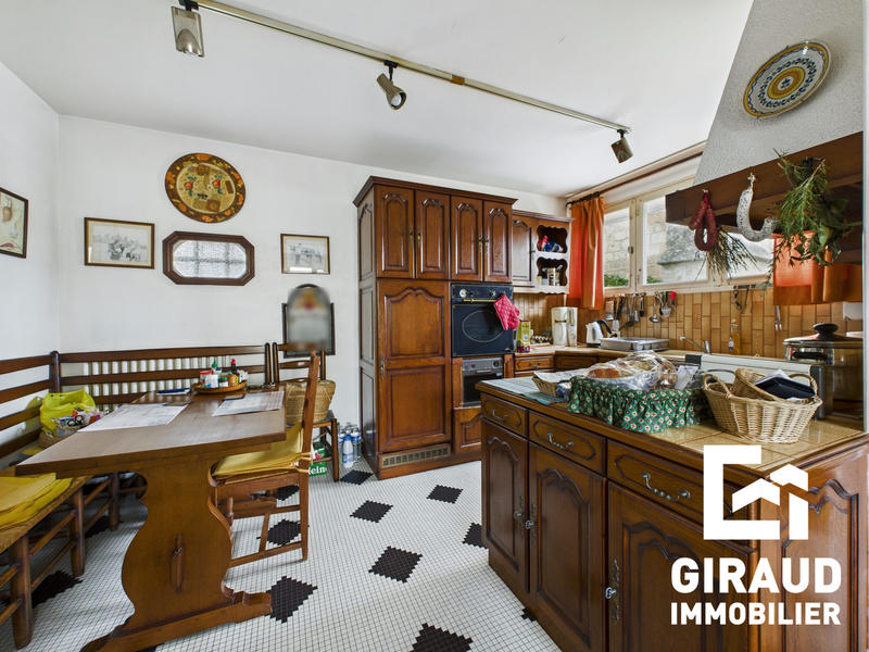 Maison ancienne - 153 m² - 6 pièces