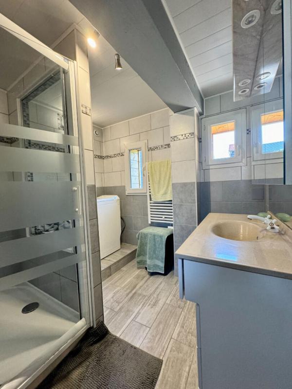 Maison - 175 m² - 7 pièces