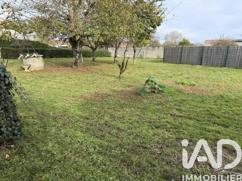 Maison - 196 m² - 8 pièces