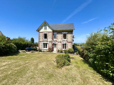 Maison - 282 m² - 11 pièces