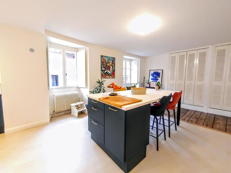 Appartement - 130 m² - 5 pièces