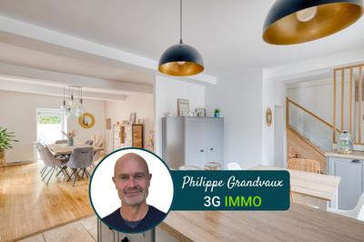 Maison - 201 m² - 7 pièces