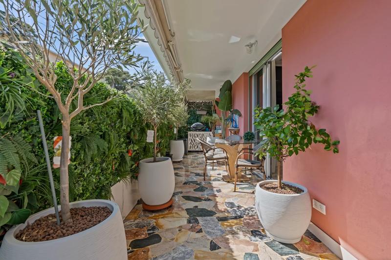 Appartement - 108 m² - 4 pièces