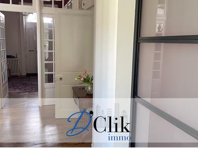 Maison - 400 m² - 14 pièces