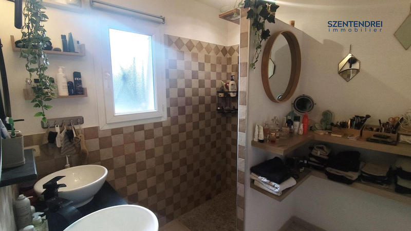 Maison traditionnelle - 75 m² - 4 pièces