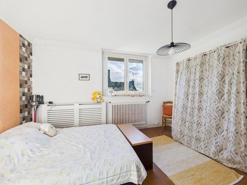 Maison - 93 m² - 5 pièces