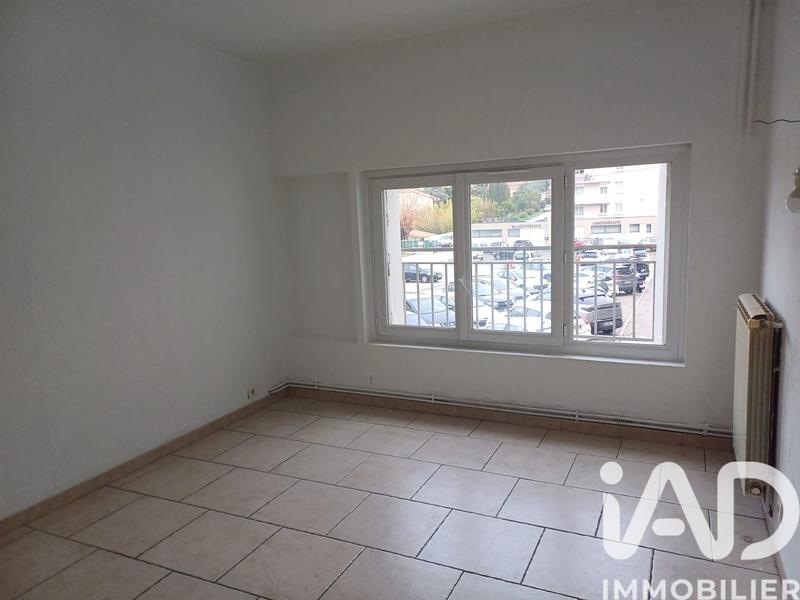 Appartement - 95 m² - 4 pièces