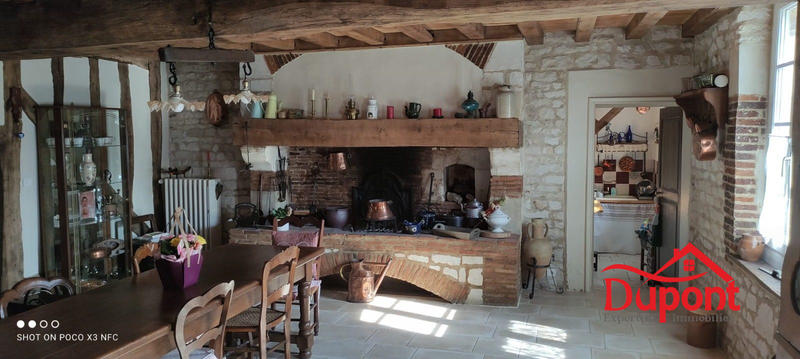 Maison - 190 m² - 8 pièces