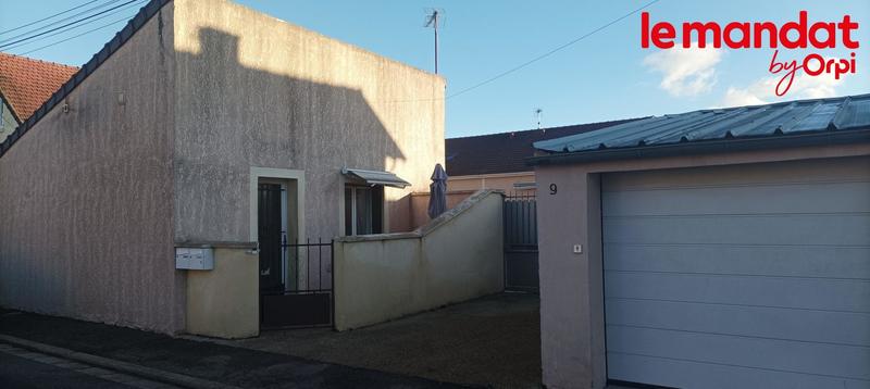 Maison - 450 m² - 8 pièces