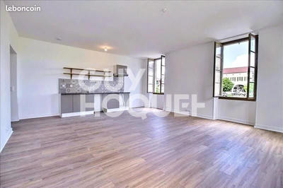 Appartement - 79 m² - 3 pièces