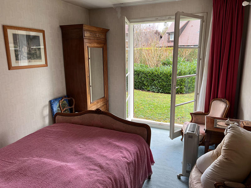 Maison - 225 m² - 7 pièces