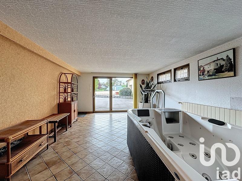 Maison - 164 m² - 8 pièces