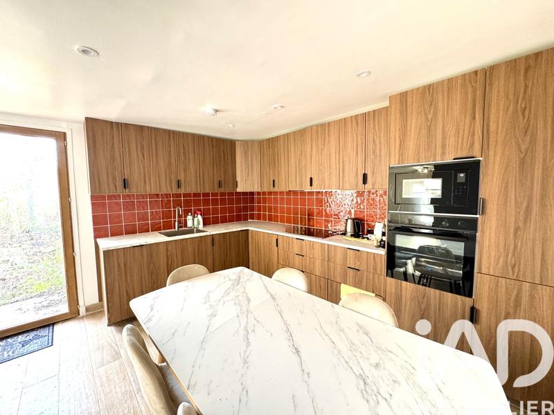 Maison - 105 m² - 5 pièces