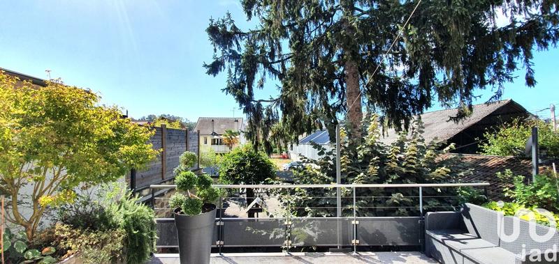 Maison - 258 m² - 8 pièces