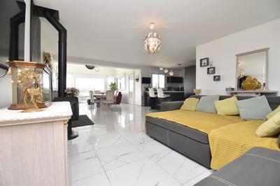 Pavillon - 100 m² - 5 pièces