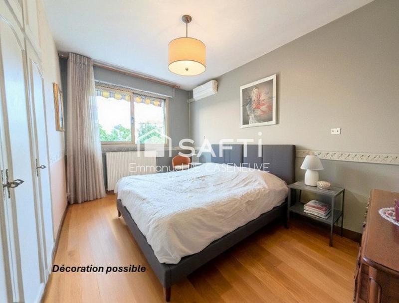 Appartement - 160 m² - 5 pièces