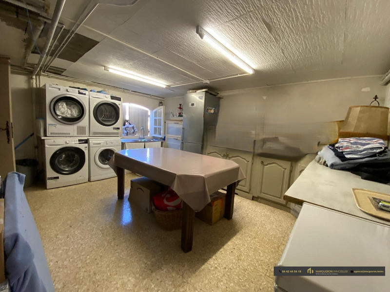 Villa - 180 m² - 4 pièces