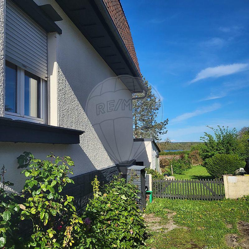 Maison - 95 m² - 5 pièces